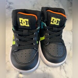 DC Sneakers
